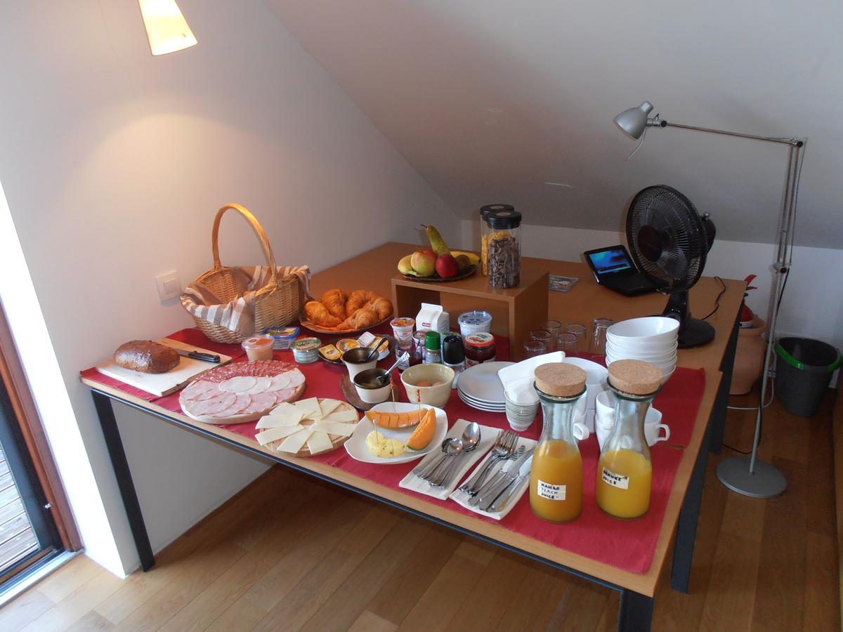 Bed & Breakfast Base Camp Križe Dış mekan fotoğraf